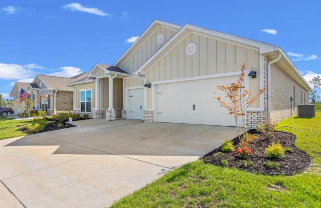 Panama City Titus Park 3-Car Garage House Gallery 4