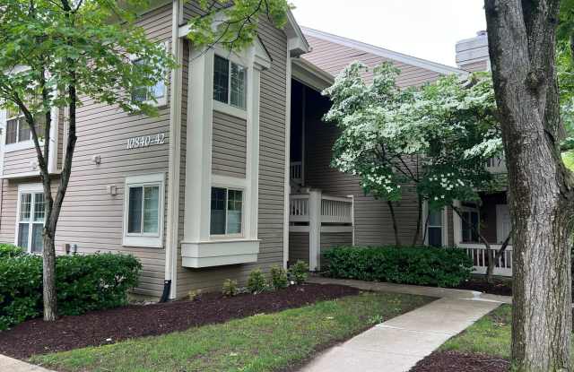Commuter's Dream with Easy Living - 10840 Antigua Terrace, North Bethesda, MD 20852
