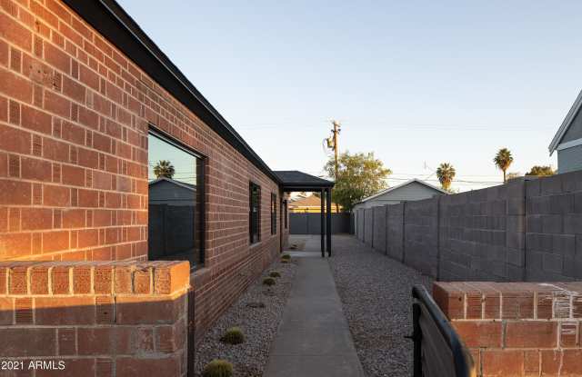 1525 E BRILL Street Gallery 4