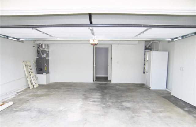 10132 STONYBROOK Drive Gallery 4