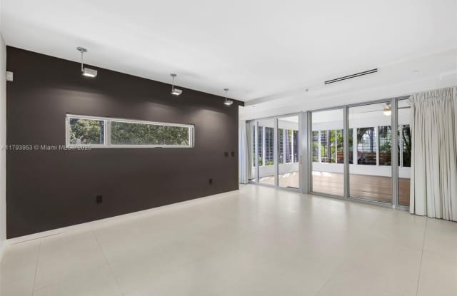 340 Jefferson Ave - 340 Jefferson Avenue, Miami Beach, FL 33139