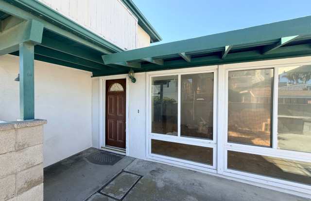 Coastal Beach Home Just One Block from the Ocean photos photos