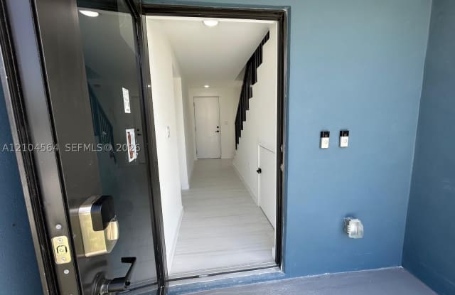 14624 SW 261st Ter Gallery 3