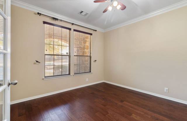 1103 Coronado Cv Gallery 3