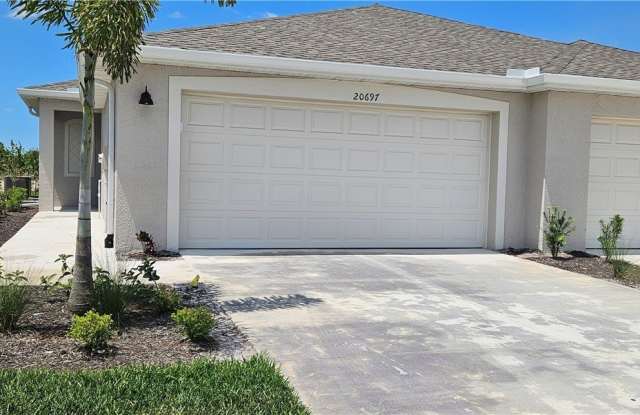 20697 Hazelnut Court photos photos