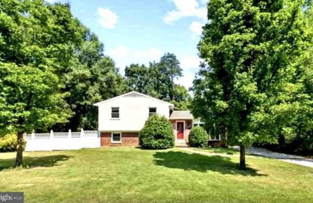 4702 EATON Place - 4702 Eaton Place, Rose Hill, VA 22310