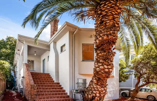 Rockridge Elmwood Home! photos photos