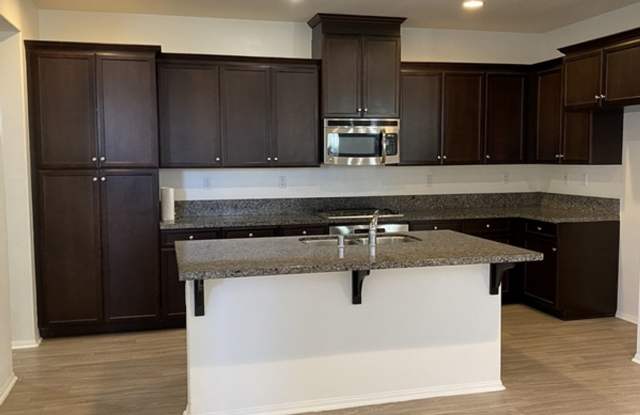 Beautiful large 3 bedroom home in Eastvale! photos photos