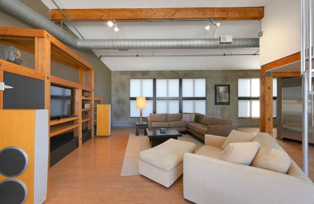 OPEN HOUSE: Sunday (10/4) 2:00pm-2:30pm Stunning and One-of-a-kind Two-level SoMa loft, Private Deck w/ Views, Parking Included, Small Pet Friendly (65 Norfolk Street #6) Gallery 4