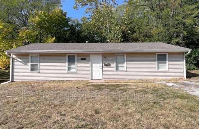 7806 E 51st Street - 7806 East 51st Street, Kansas City, MO 64129