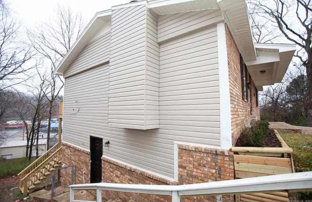 5202 N Walnut Road Gallery 2