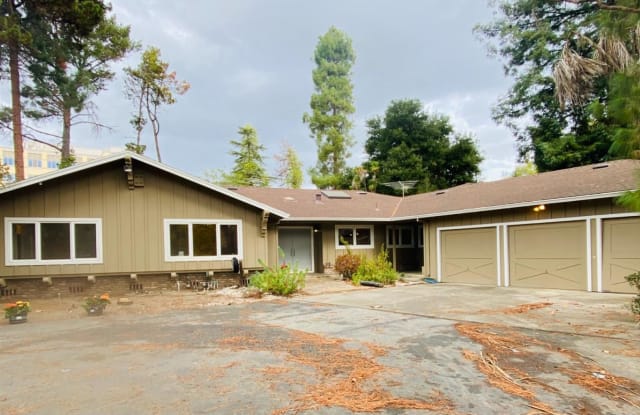 95 Crescent DR - 95 Crescent Drive, Palo Alto, CA 94301
