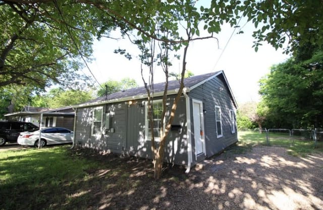 2913 Cypress Avenue - 2913 Cypress Avenue, Dallas, TX 75227