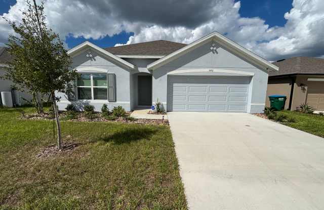 Move in ready in new community - Won't last Gallery 1