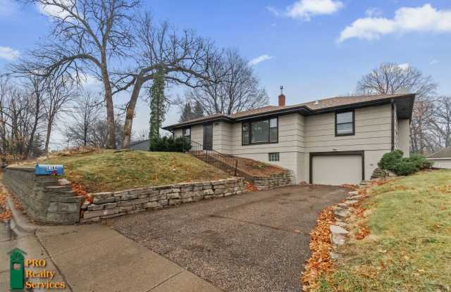3 Bedroom Home - 2184 Ashland Lane, Mound, MN 55364