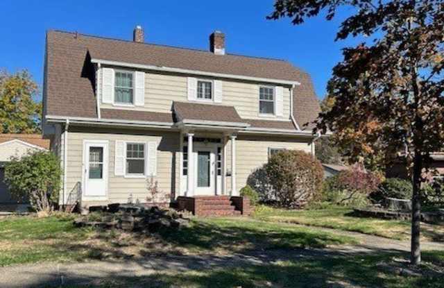 227 Crescent Drive photos photos 227 Crescent Drive photos photos