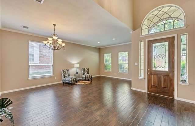 3804 Cadet Lane Gallery 2