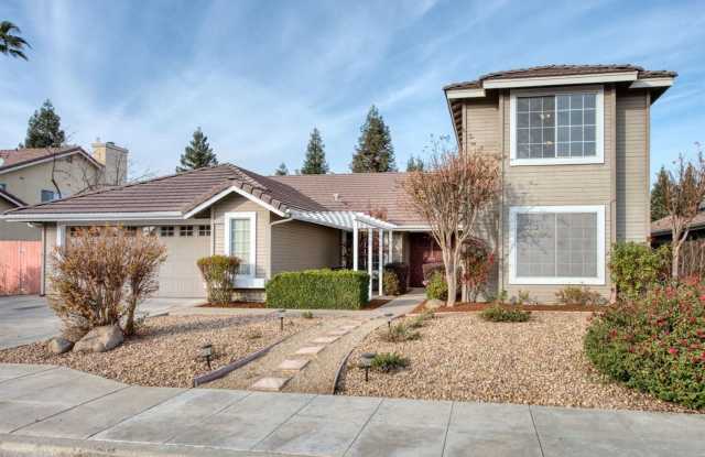 Spacious 5 Bedroom Clovis Home photos photos Spacious 5 Bedroom Clovis Home photos photos