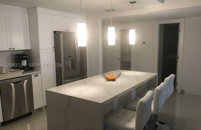 19390 COLLINS AV Gallery 2