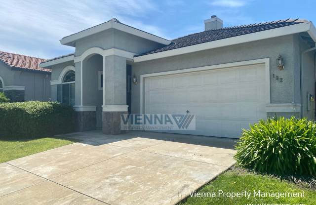 132 Halley Glen Dr Gallery 2