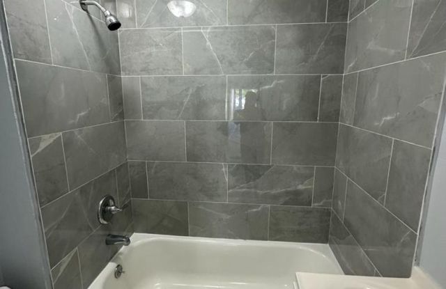 Fully renovated 2/1 single family residence available for immediate rent! photos photos