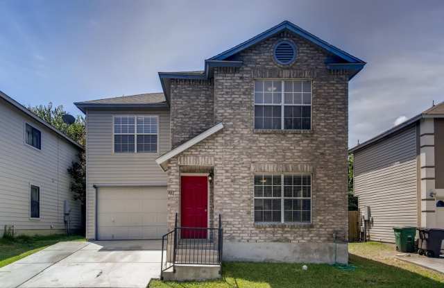 BEAUTIFUL 4-BEDROOM HOME NEAR MEDICAL CENTER Gallery 1