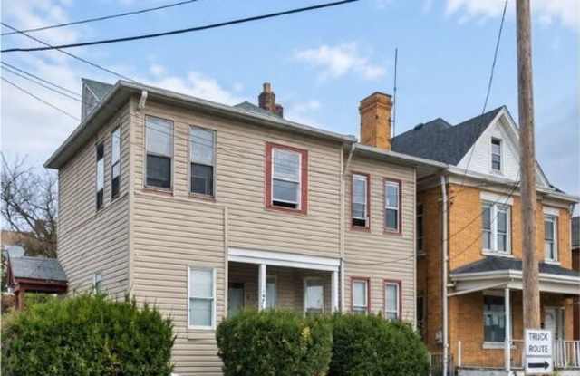 118 Maple ave Gallery 1