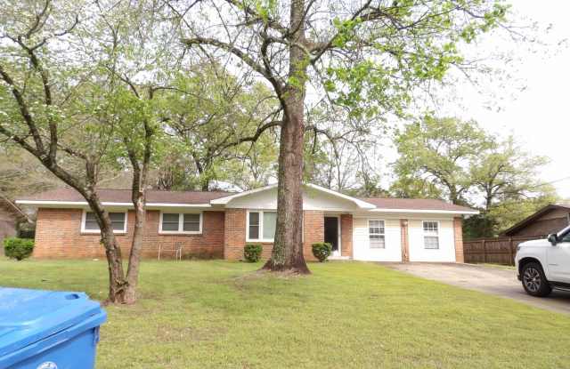 Yellowleaf Drive, Enterprise, AL photos photos
