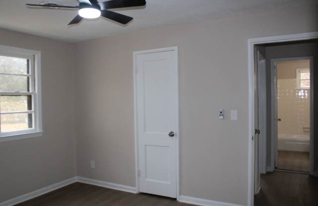 For Rent 3 Bedroom 2 Bath W/ Flex Space In South Aiken Gallery 4
