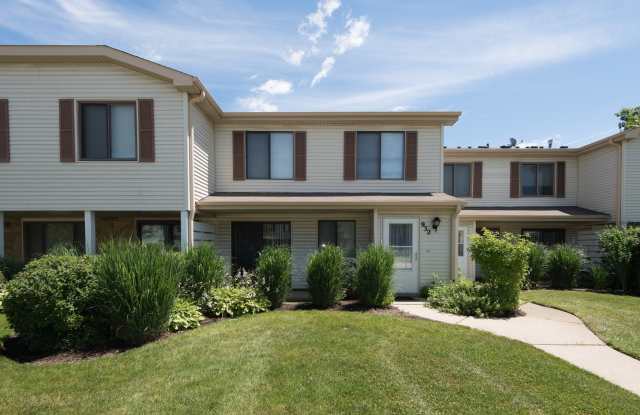 932 MONROE Court photos photos