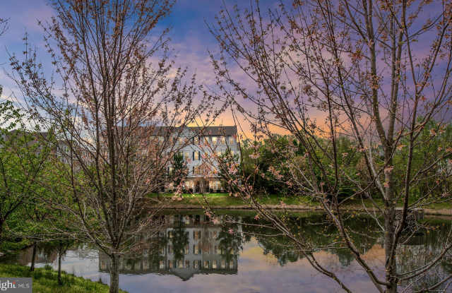 14716 MASON CREEK CIRCLE - 14716 Mason Creek Cir, Neabsco, VA 22191