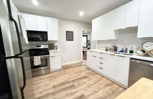 37 Sudan St. photos photos