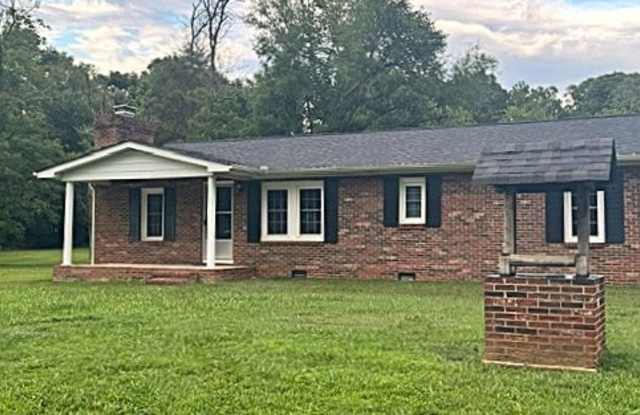 345 Sportsman Drive photos photos