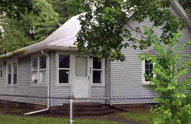 Coming Soon! For Rent: 700 E Indiana Ave. Cozy 2 Bedroom Home in Eaton! Gallery 1