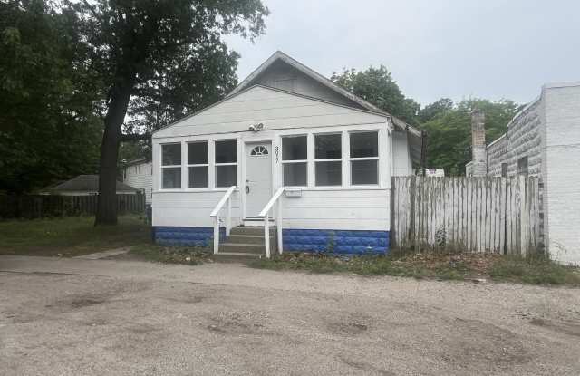 3017 Merriam St photos photos