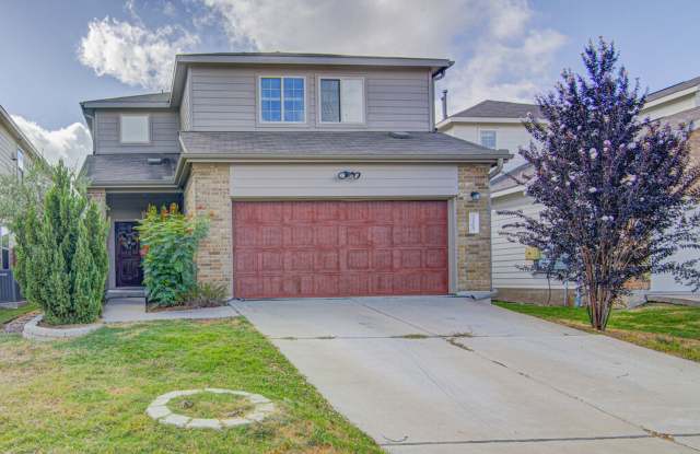 **TWO WEEKS FREE RENT!!** Beautiful 3-Bedroom Home with Bonus Game Room Near Downtown & Airport! Gallery 3