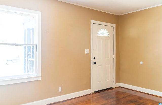 Vouchers Accepted - 3 bedroom! Gallery 3