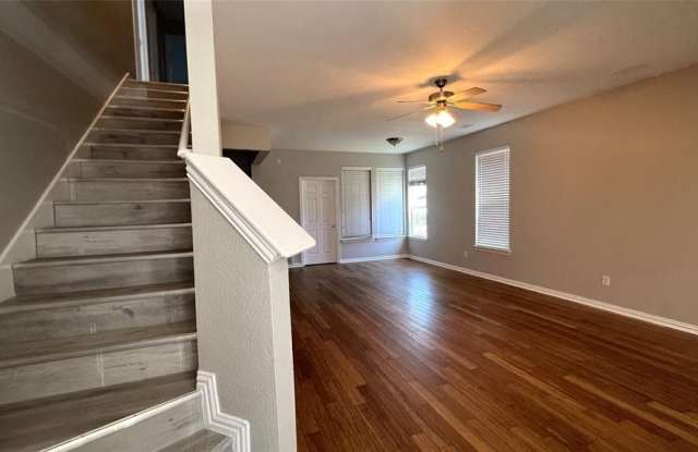 859 Post Oak Place Gallery 3
