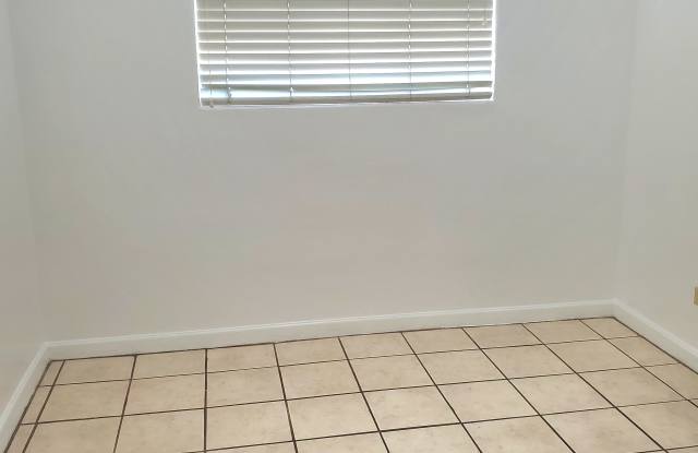 4732 E 1st St photos photos 4732 E 1st St photos photos
