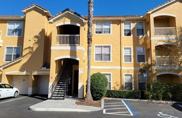 8842 VILLA VIEW CIR - 8842 Villa View Circle, Orange County, FL 32821