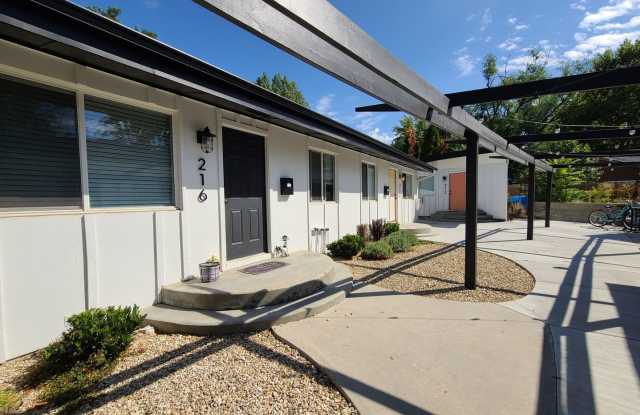 Charming 1 bed 1 bath in the heart of Boise, close to BSU & St. Luke's Gallery 3