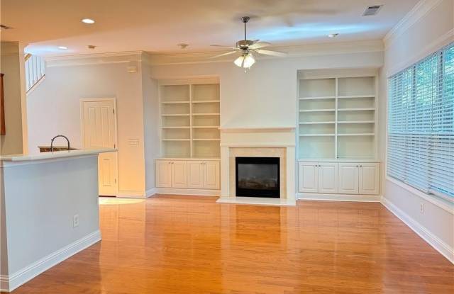 3517 Henderson Reserve Gallery 3