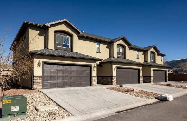 Newer 3 Bedroom, 2.5 Bathroom in Cedar City! photos photos