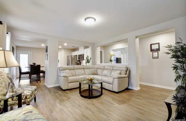 7231 Dulce Meadow Gallery 4