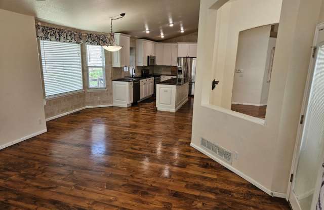 Castle Pines Fabulous 5 Bedroom Oasis Available Now! photos photos