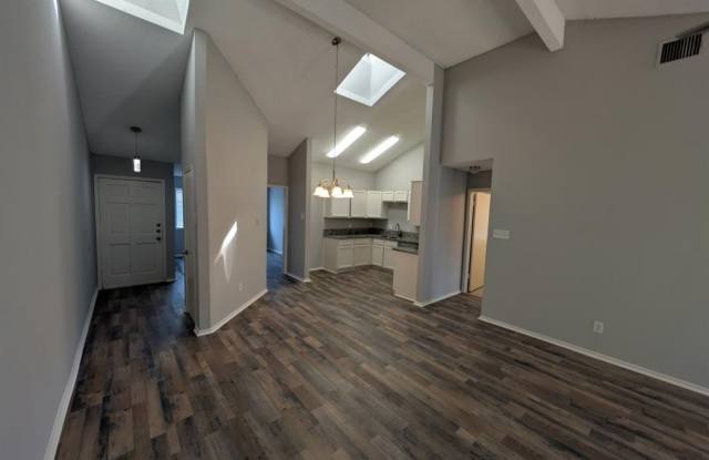 1125 Highpoint Road Gallery 4