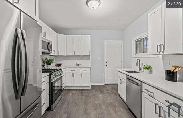 Modern 6-Bedroom Home in North Philadelphia photos photos