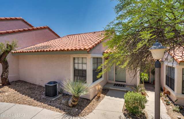 6441 N Tierra De Las Catalinas Gallery 3