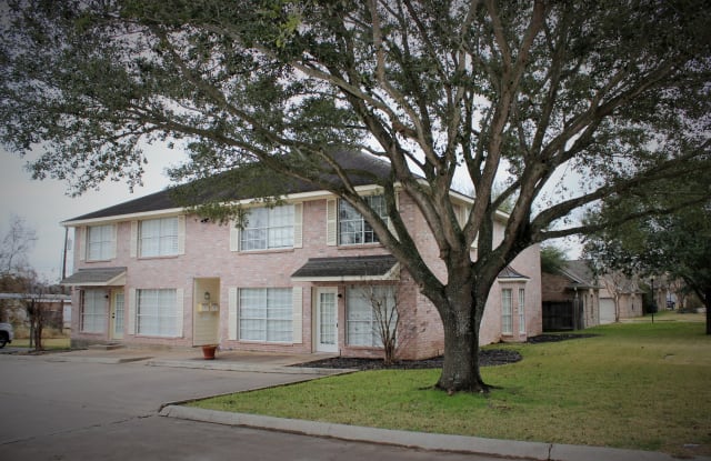347 Stone Hill Dr #4 photos photos