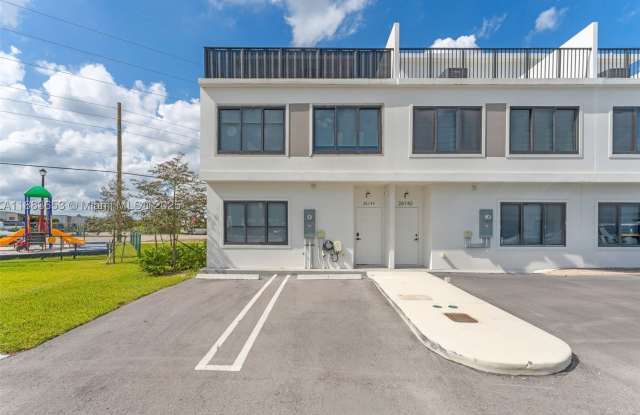 26144 SW 146th Ct Gallery 2